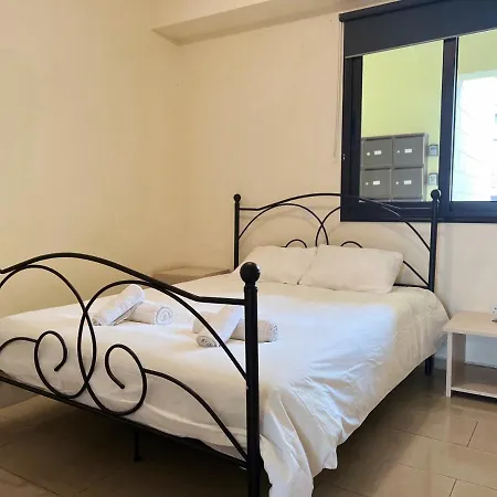 Апартаменты Antiparos 1 Bedroom Kyklades Паралимни